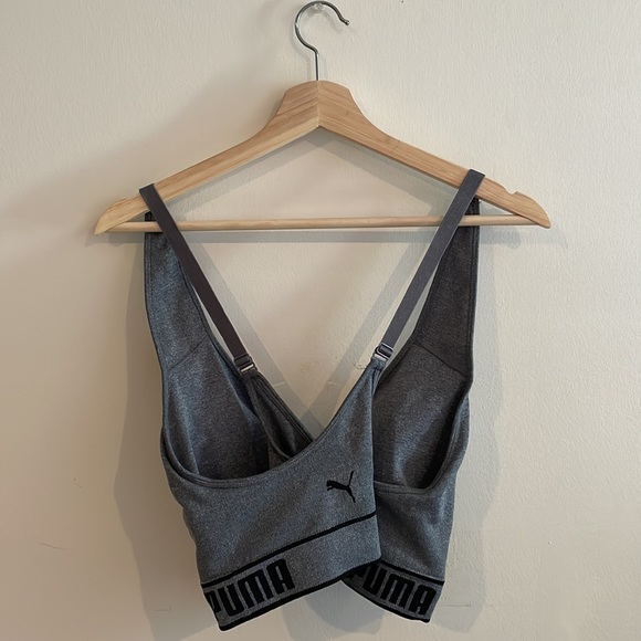 Adjustable Straps Cross Back Puma Sports Bra - Picture 2 of 2